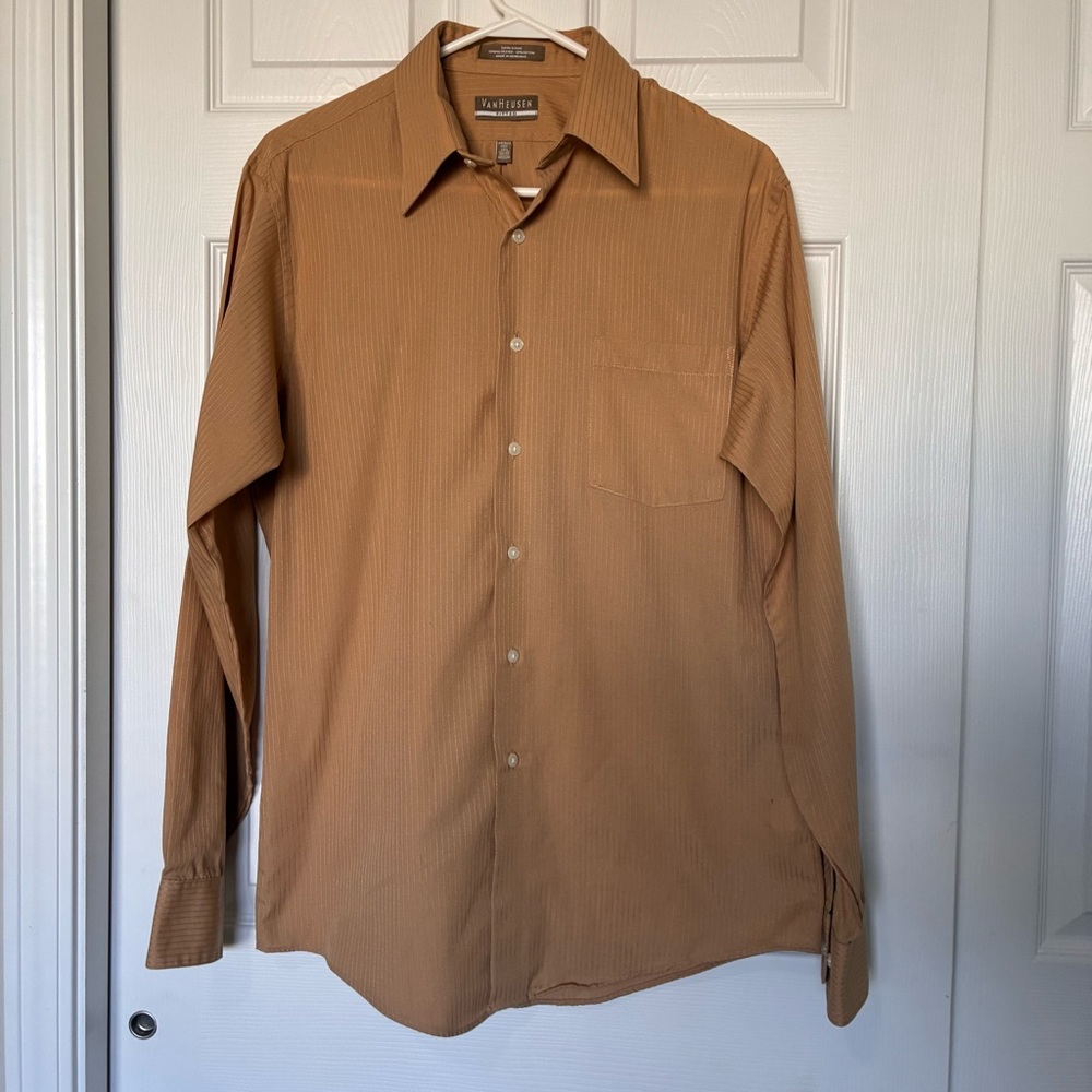 Van Heusen Men’s Dress Shirt Tan Satin Stripe Fitted 15.5 34/35 (M) Long Sleeve